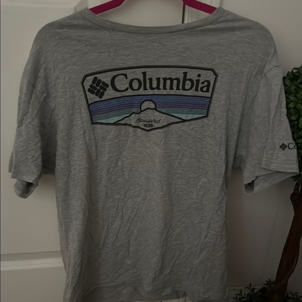Columbia Gray Women’s tee